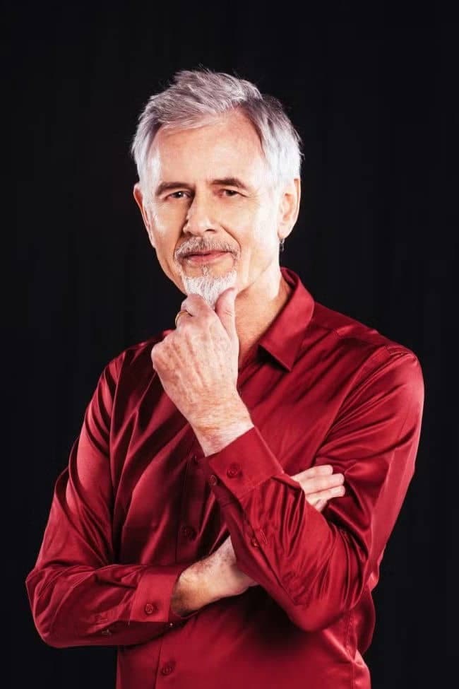 Richard David Court