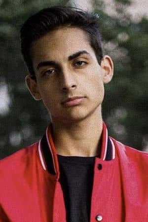 Elijah Macias