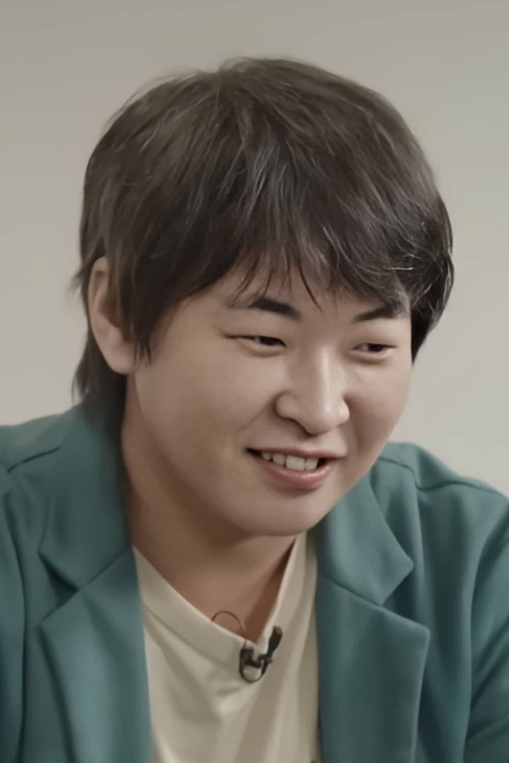 Kuniyasu Nishina