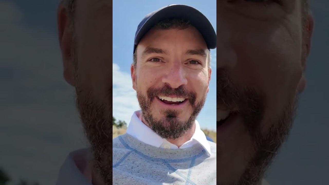 Poosh Plays Pacific Dunes