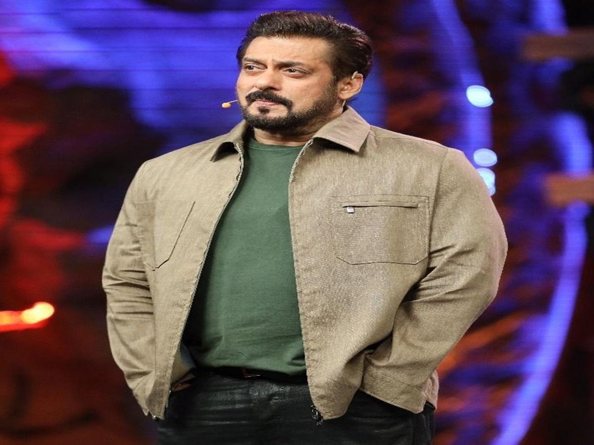 Bigg Boss 19: Salman Khan's Paycheck Got Everyone Buzzin'