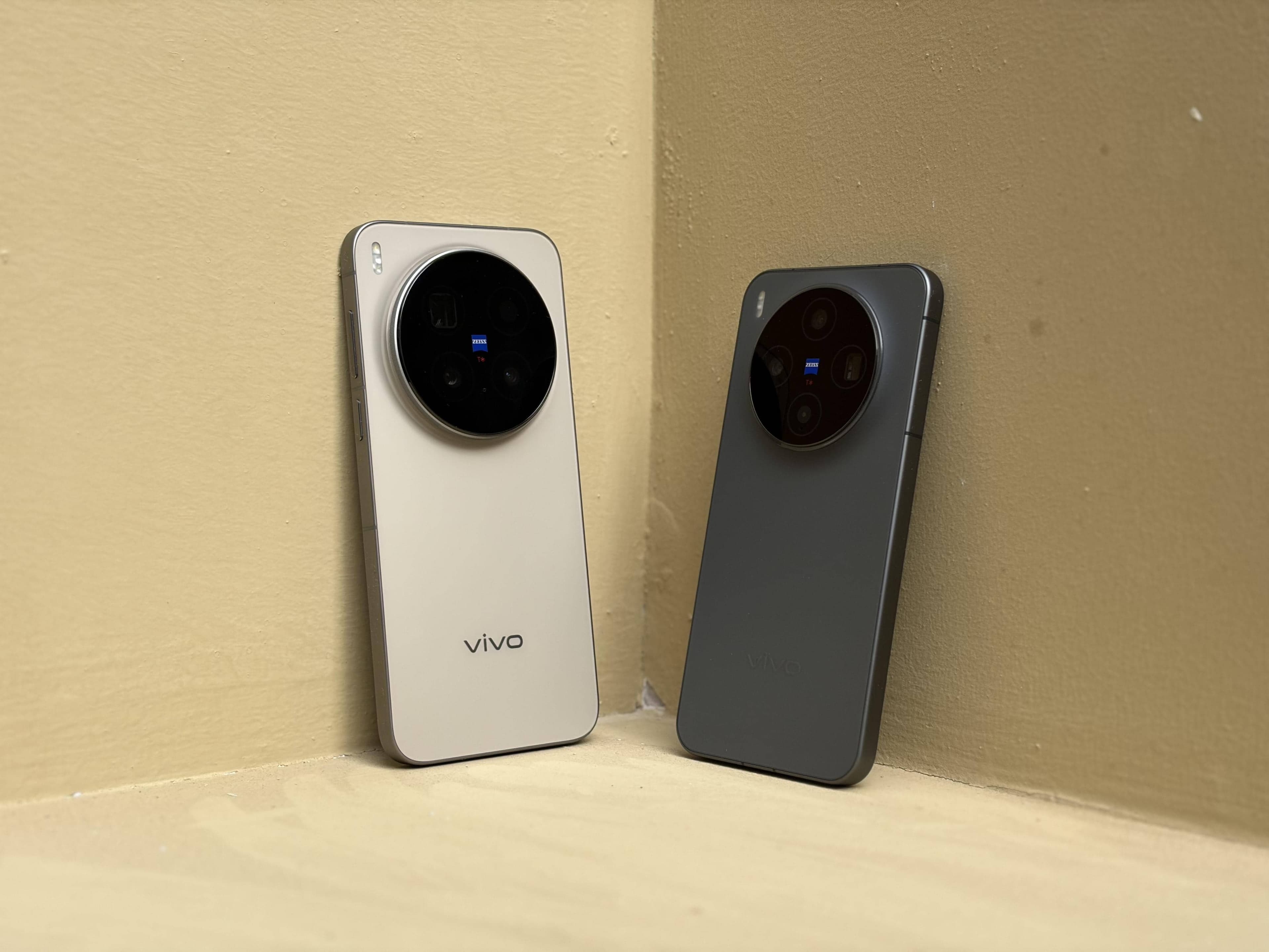 Vivo X300 launch: Zeiss cameras and OriginOS 6 vibes