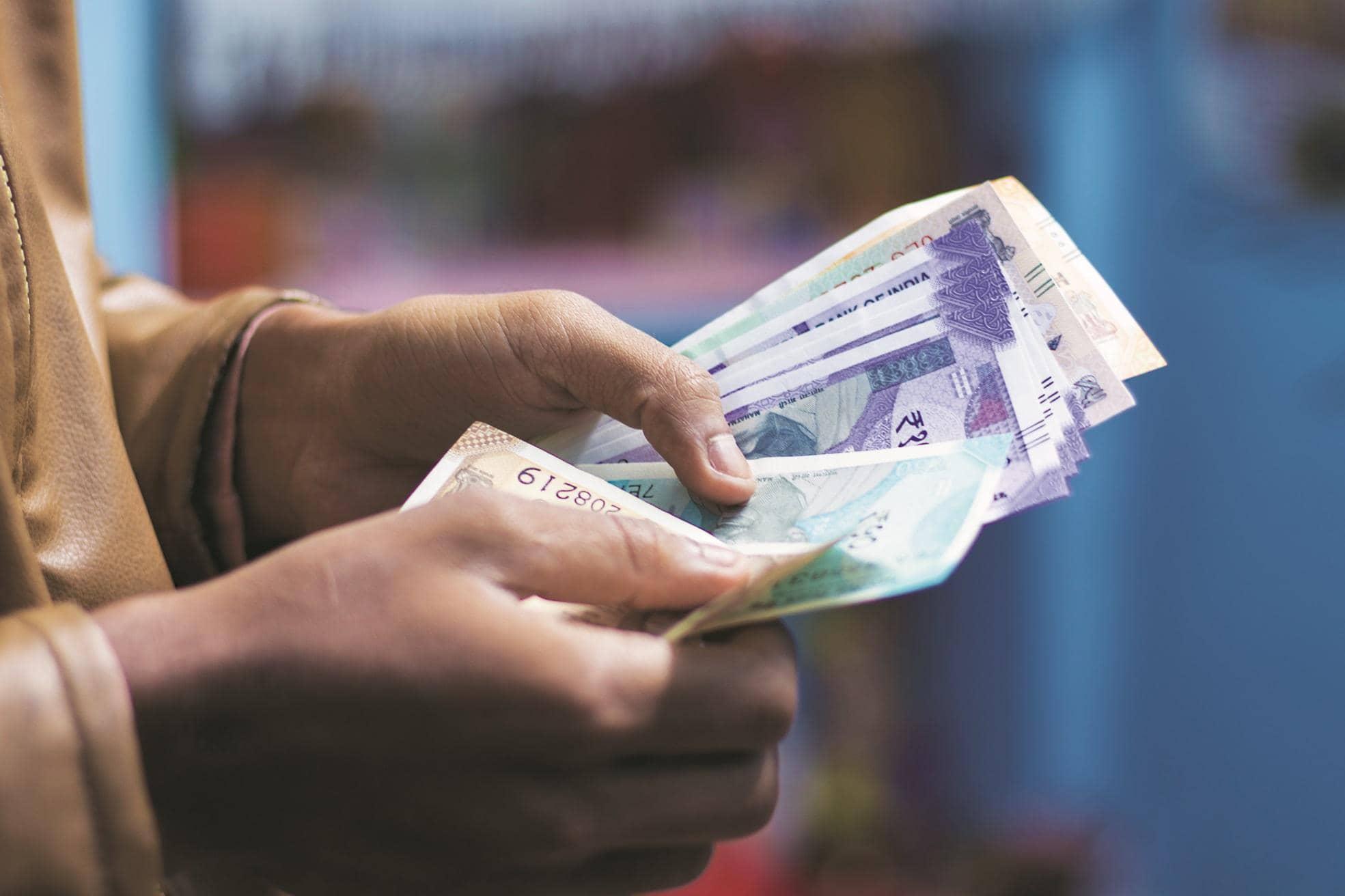 Rupee recovery ka sawaal: Trade deal par sabki nazar