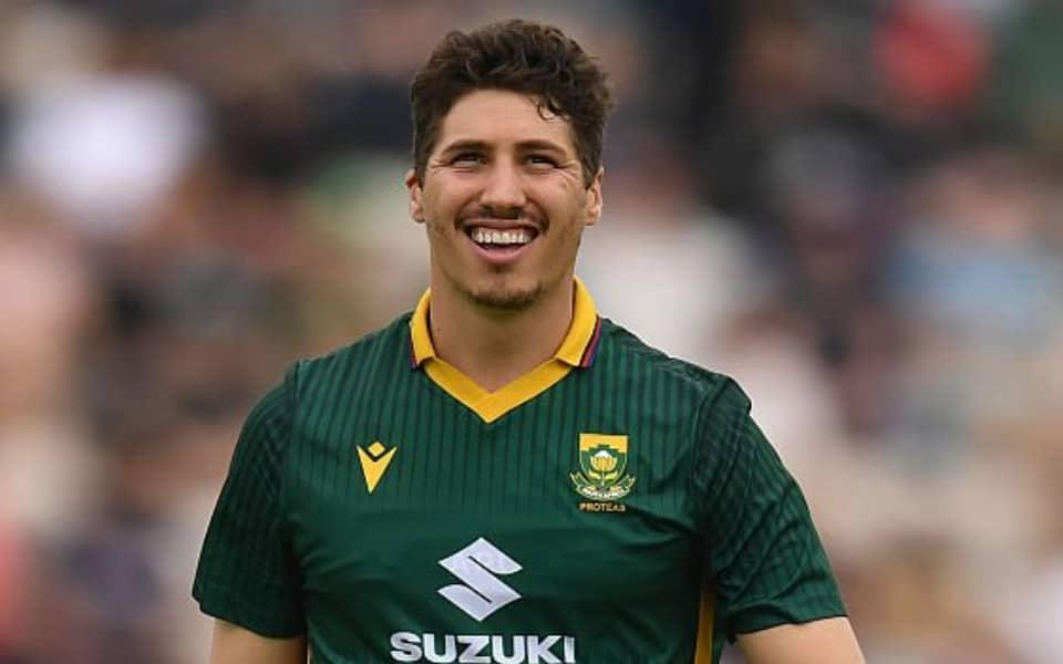 Massive Shakeup Burger De Zorzi Out Sipamla In for Finale