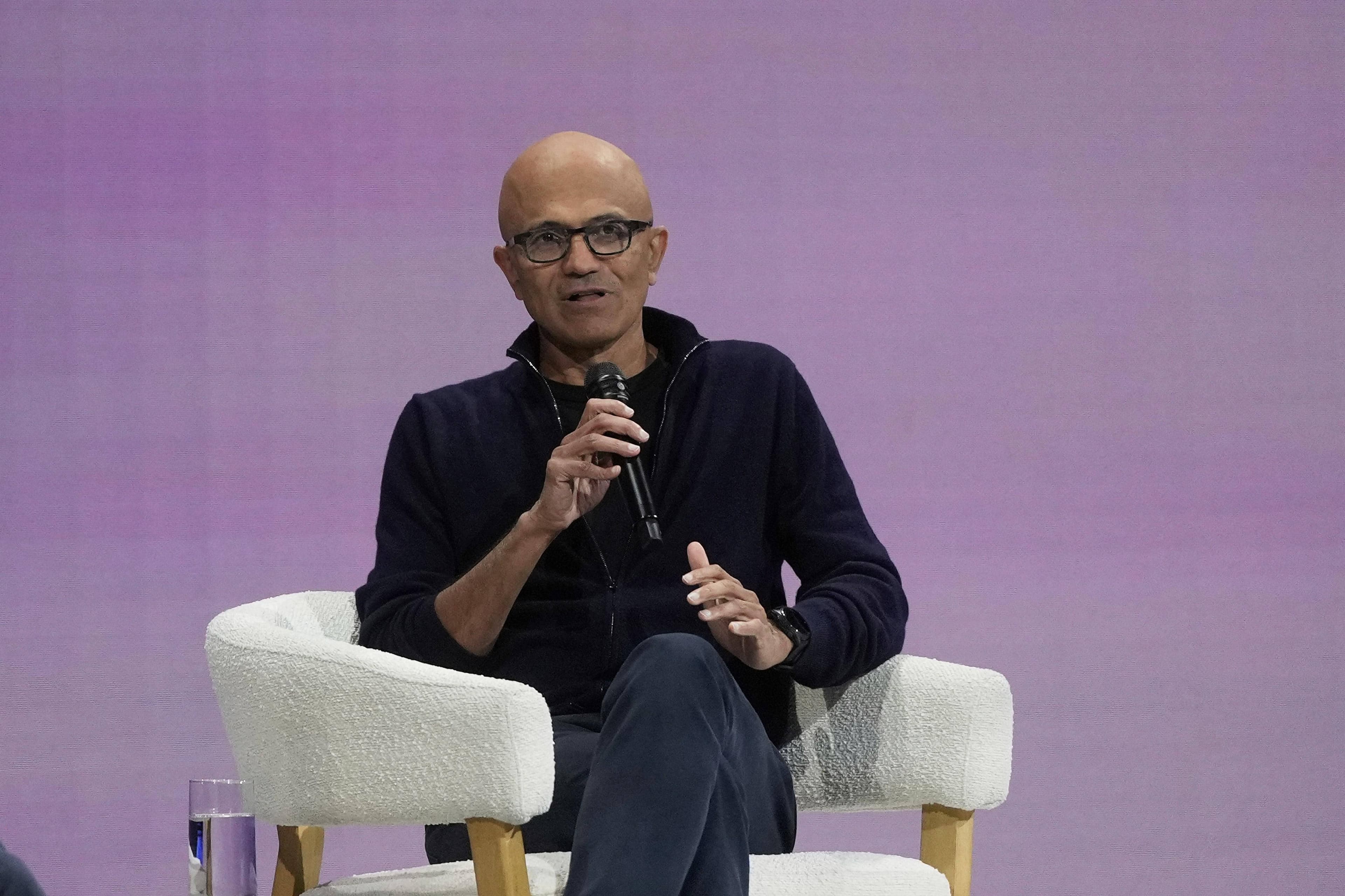 Nadella bole: India jaldi AI apnao, mauka haath na jaaye