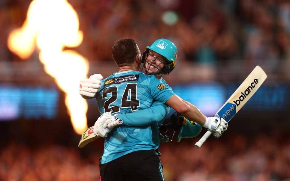 Gabba Ki Raat: Heat Aur Scorchers Ka Sixes Ka Jashn!