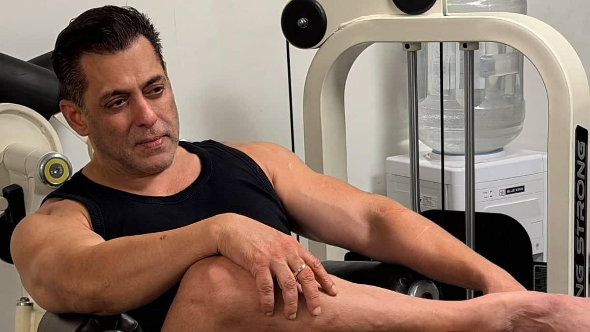 Salman Khan Gears Up for 60th Birthday, Fans Go Wild