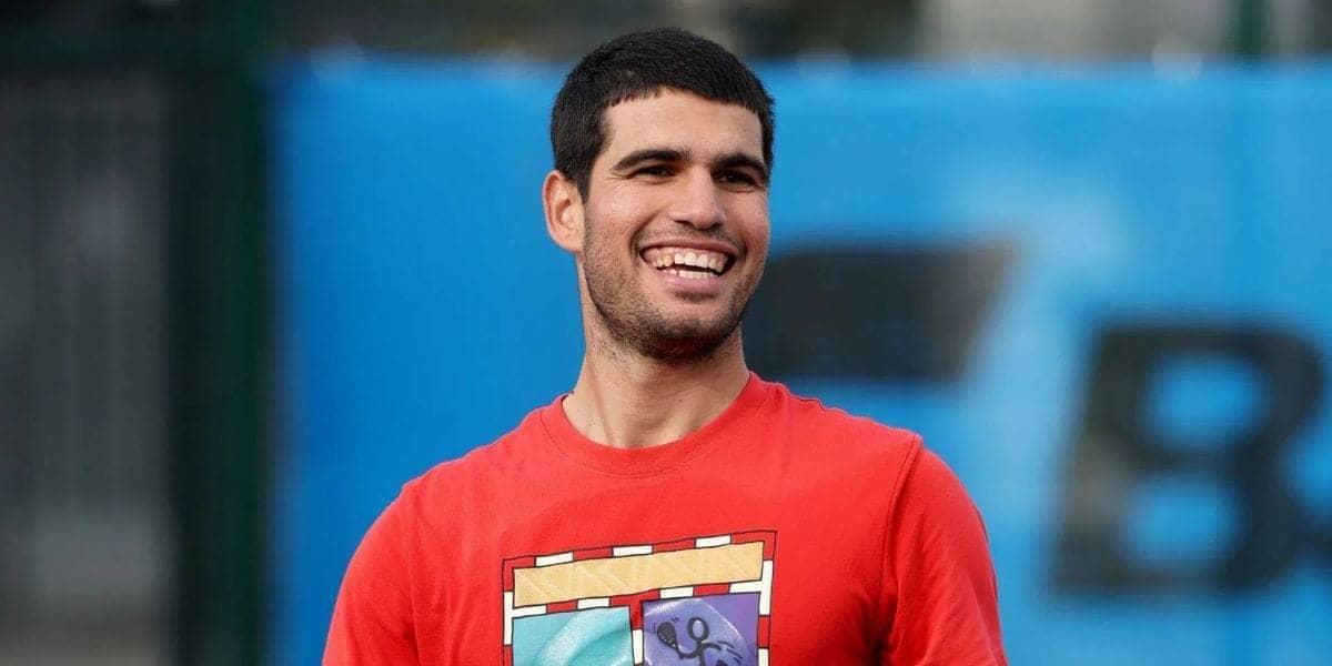 Carlos Alcaraz Spreads Love Before Hitting Aussie Open