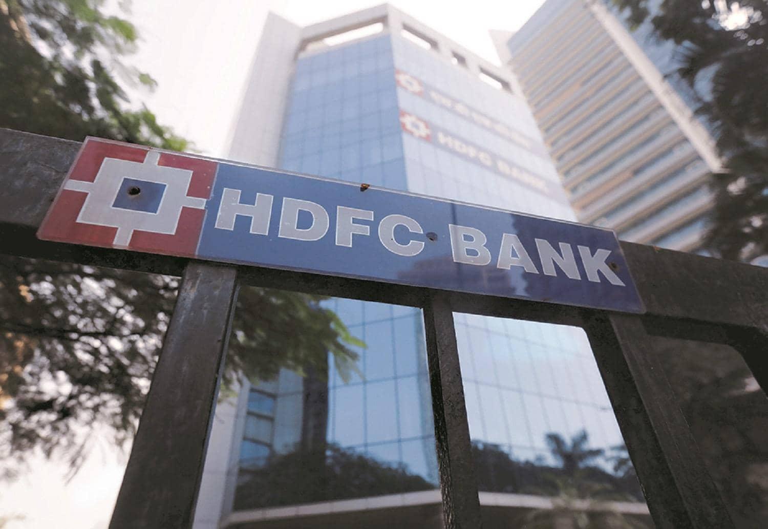 HDFC Bank's Lounge Access: Huge Changes, Bigger Vouchers!