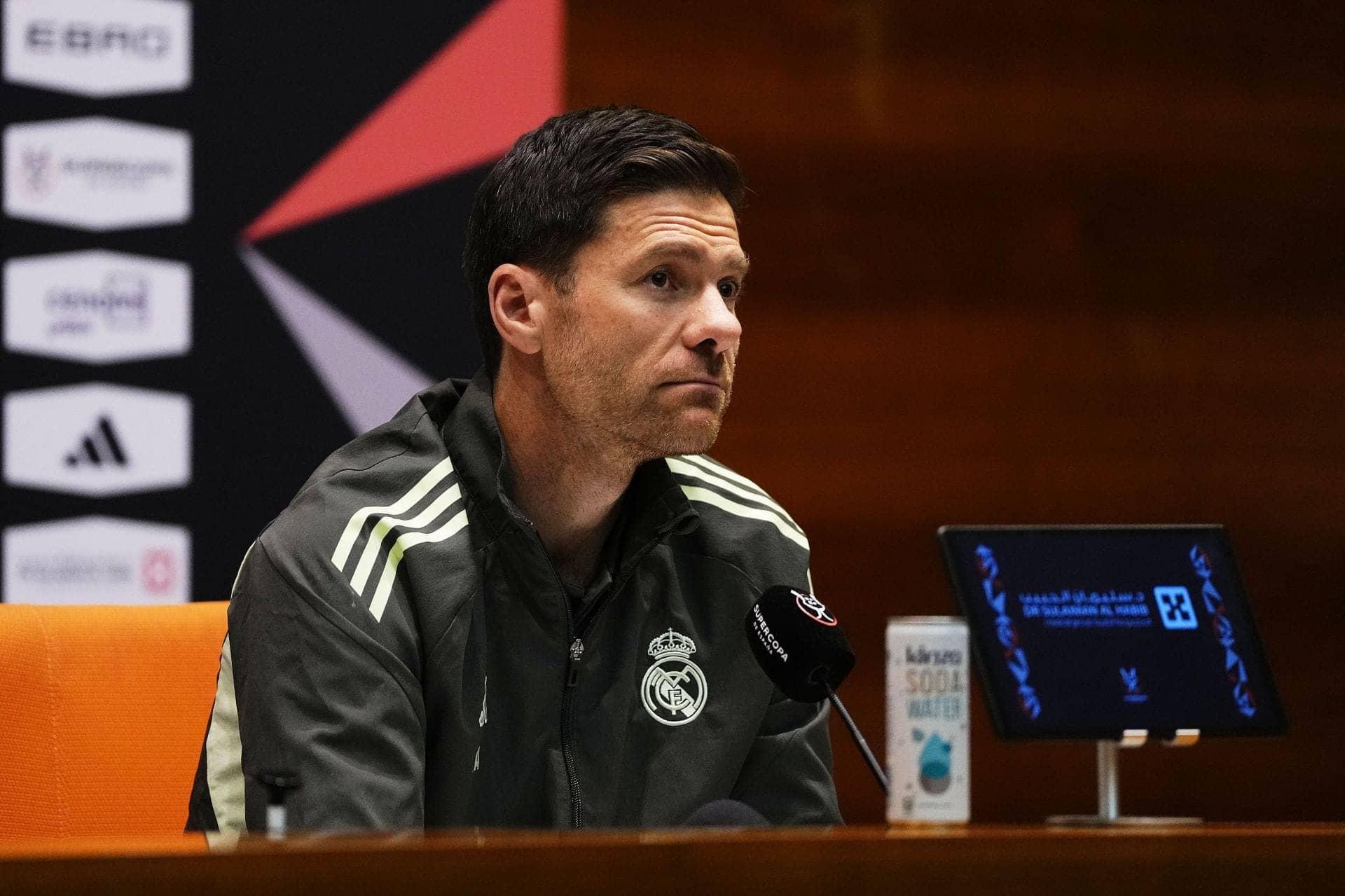 Xabi Alonso Should Sip Tequilas, Not Join Manchester United