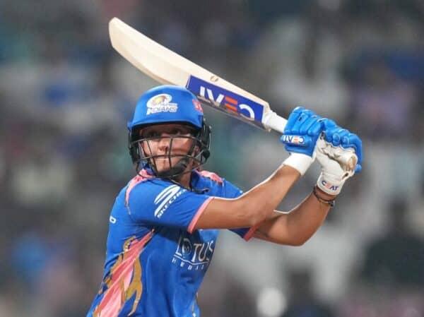 Harmanpreet Kaur Electrifies WPL, Sets Scoring Record!