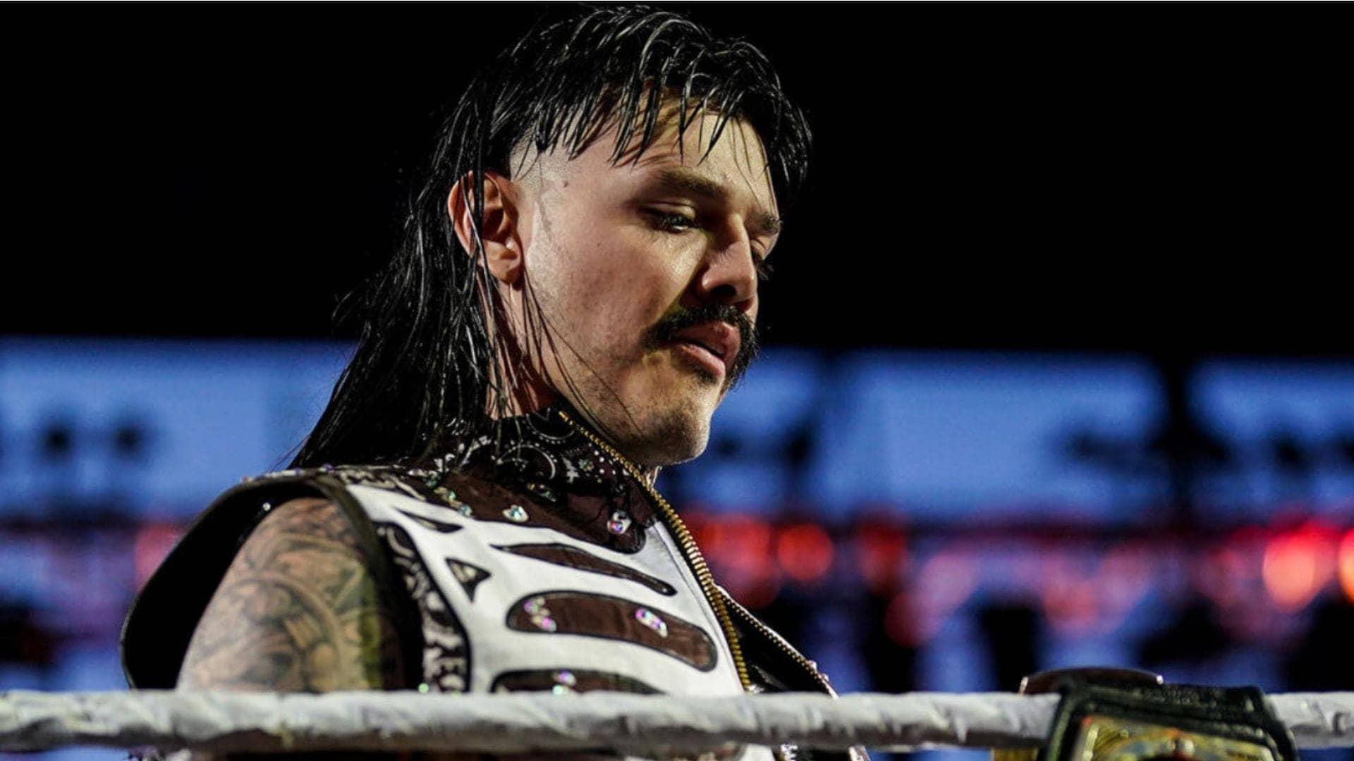 Dominik Mysterio Calls Out El Hijo del Vikingo in Style