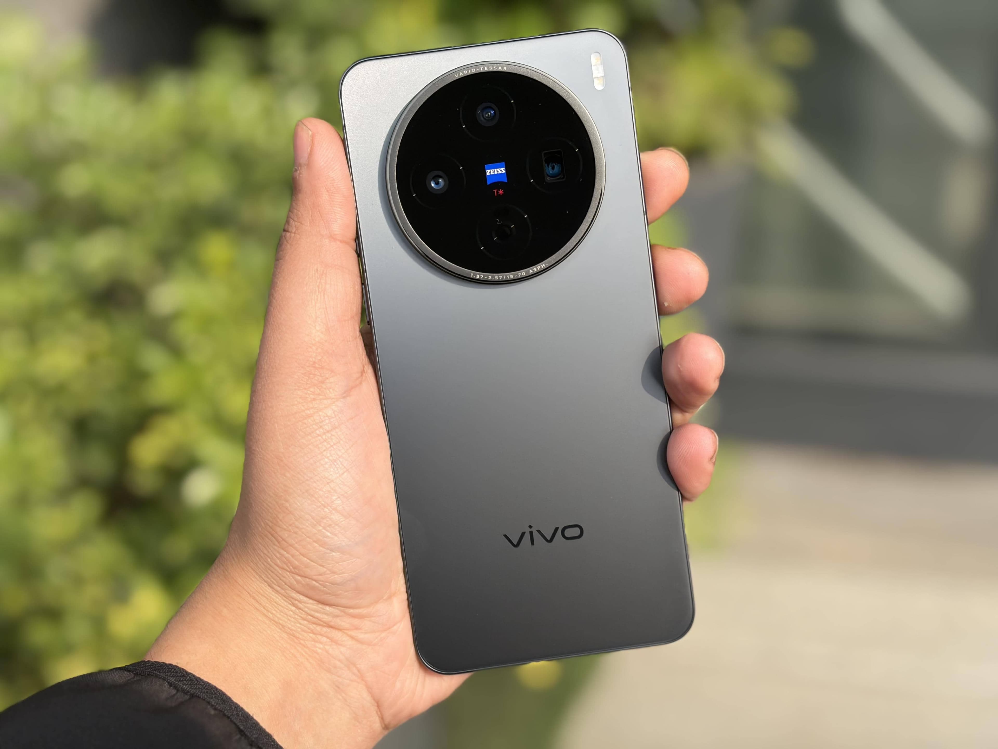 Vivo X200T: The Budget Beast Ready to Rumble!