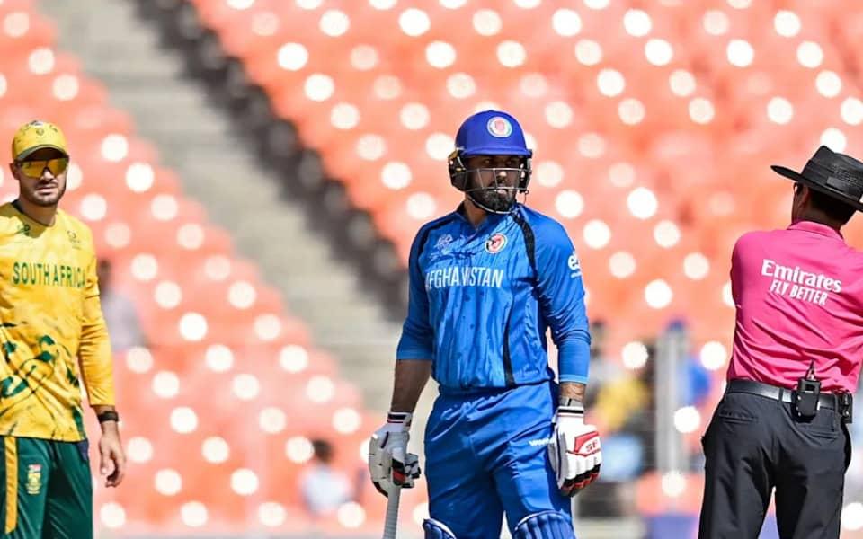 Mohammad Nabi ko umpires ki baat na sunne par fine mila ICC se