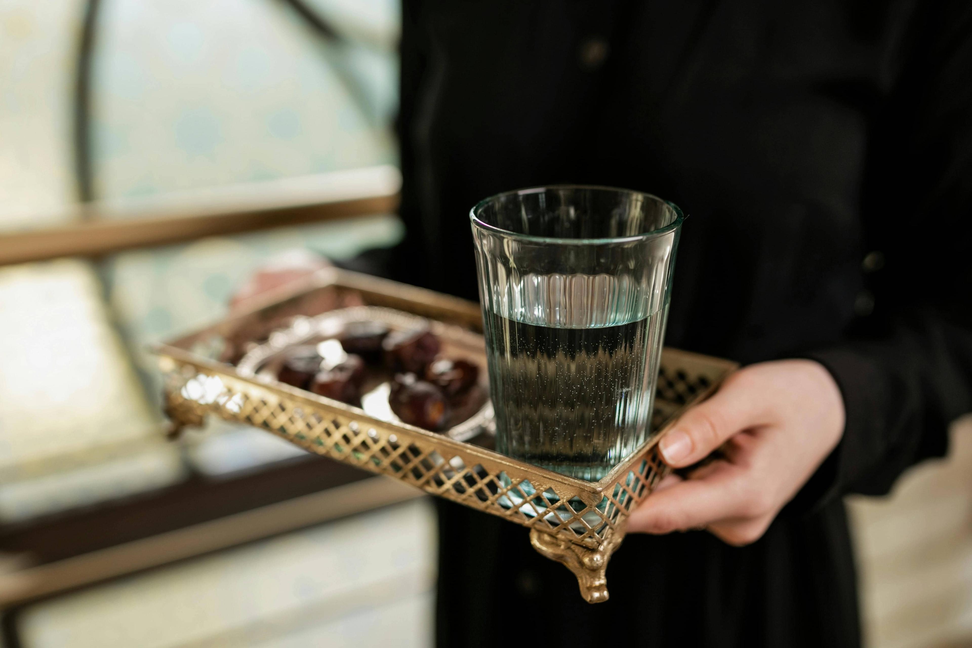 Ramzan Fasting: Hydration is Key for Happy Kidneys!