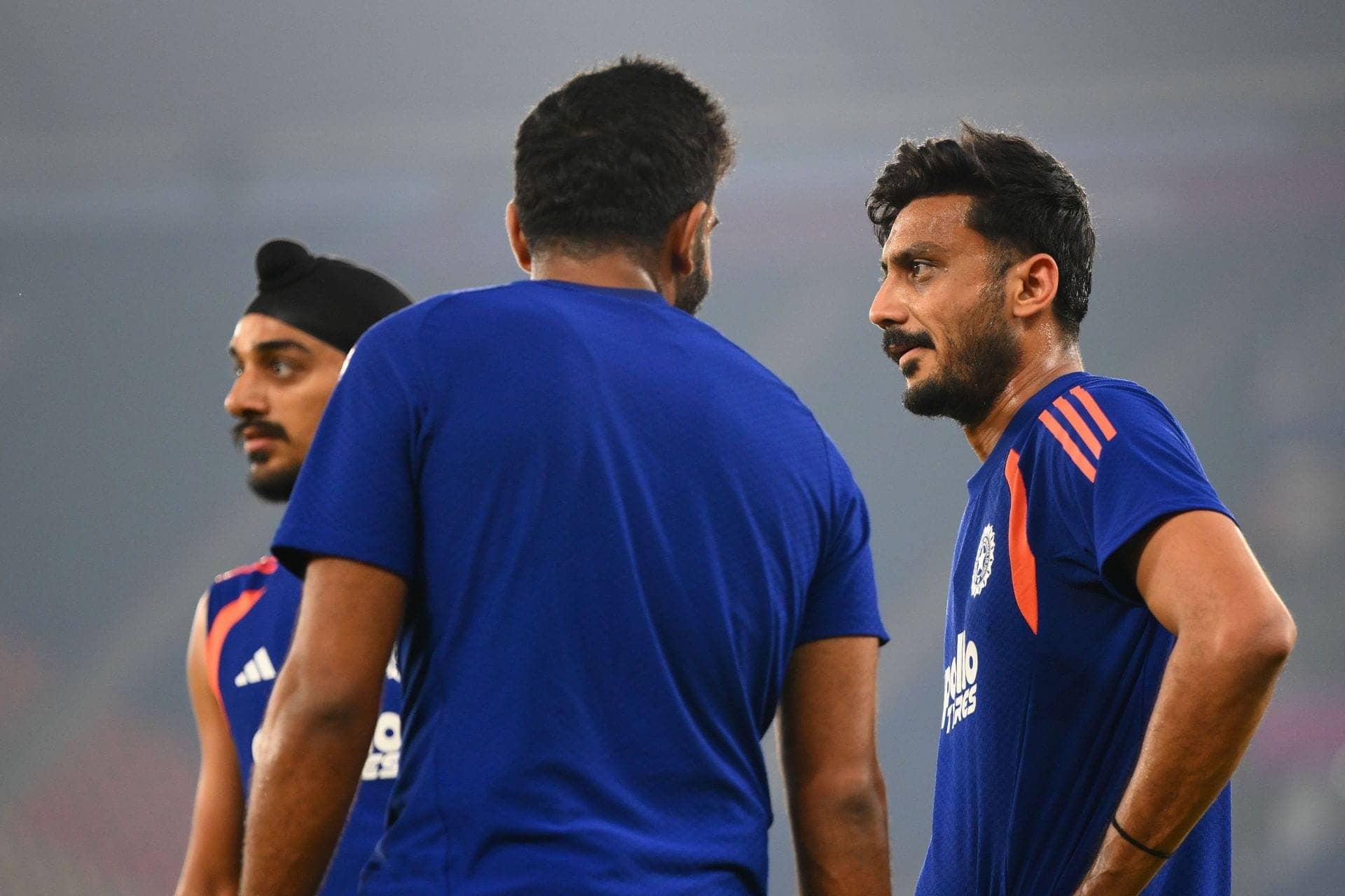 Coach Ten Doeschate on Axar's Super 8 Bench Decision