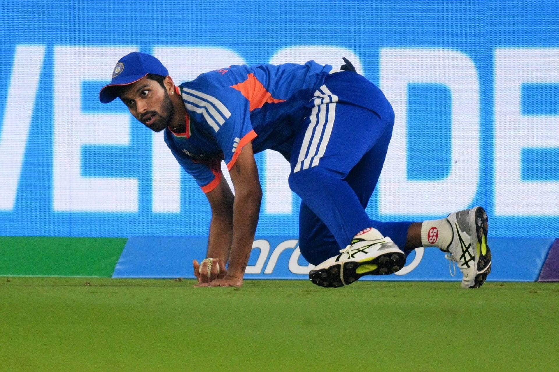 Sundar Only Bowls Two Overs? What Were They Thinking?