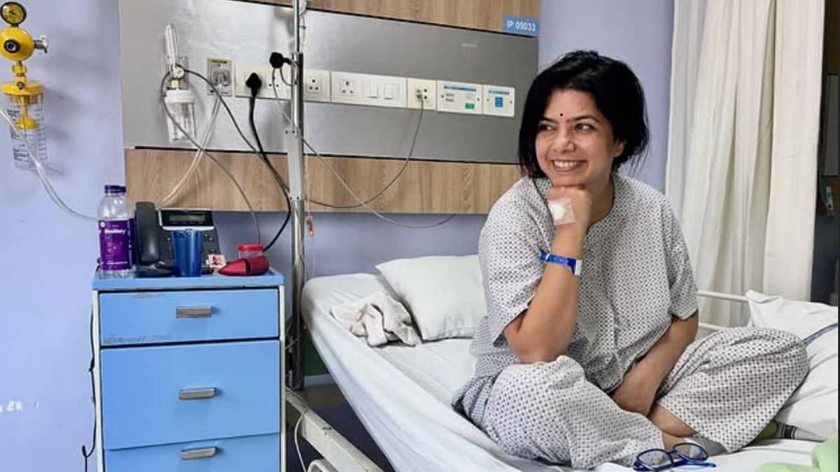 Mumbai: 'Sacred Games' Actor Rajshri Deshpande Diagnosed With Early-Stage Breast Cancer, Undergoes Successful Surgery