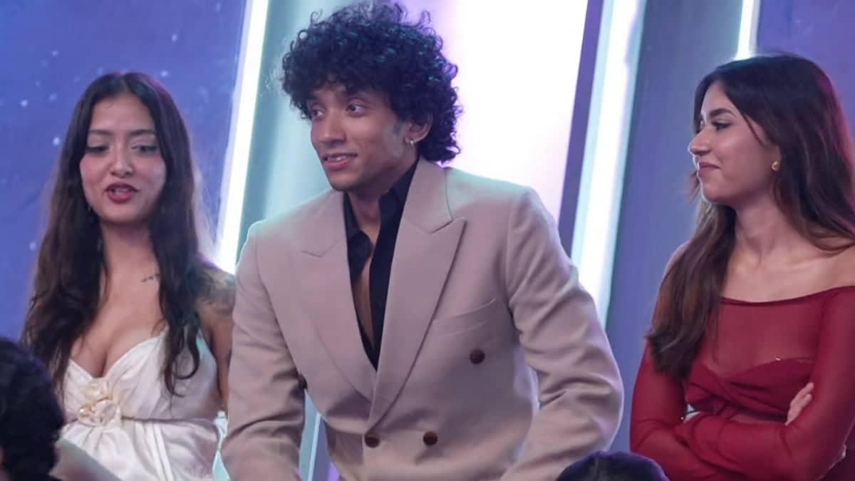 Splitsvilla 16: Yogesh Faces Follower Drama After Ruru's Return