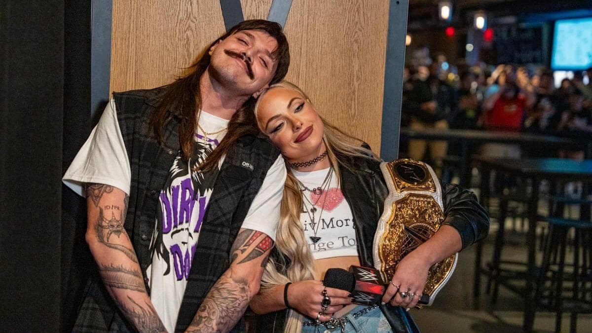 Dominik Mysterio Pulls a Power Move for Liv Morgan, Drama Hits