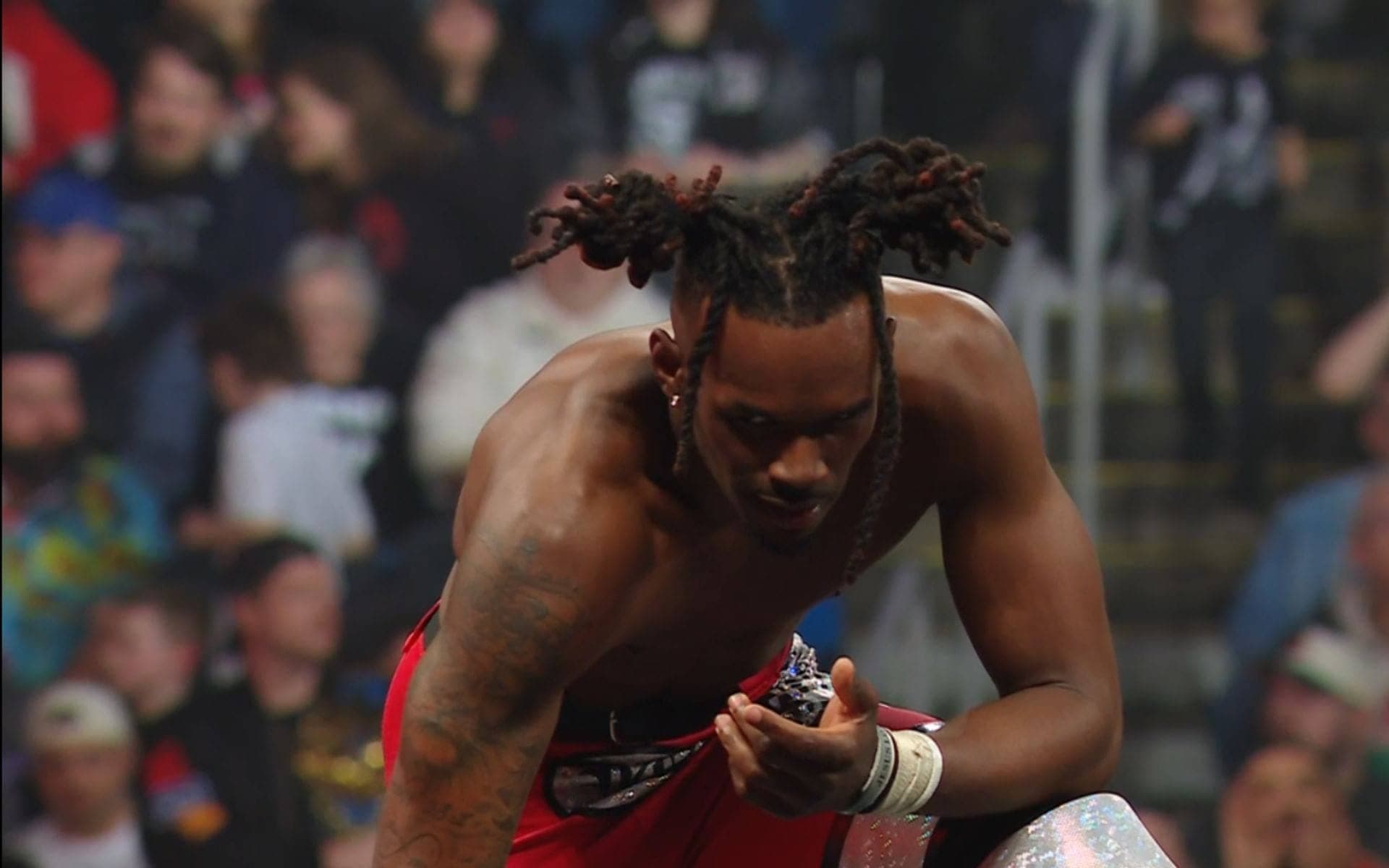 Je'Von Evans Sparks Chaos on WWE RAW with Stunning Victory!
