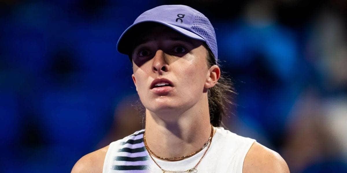 Iga Swiatek's coach blames dad's dream for her struggles