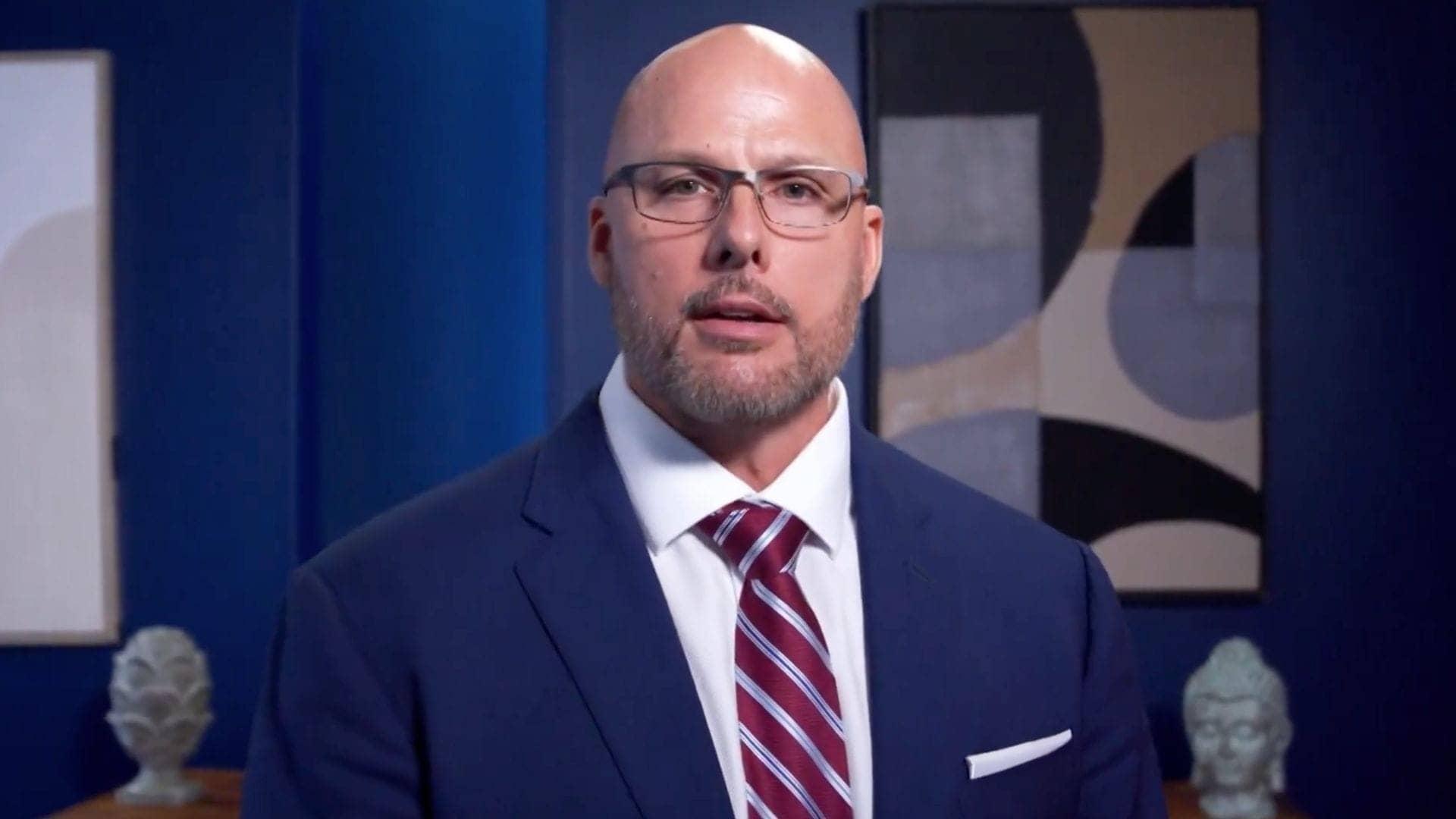 Adam Pearce drops a bombshell before WWE RAW showdown