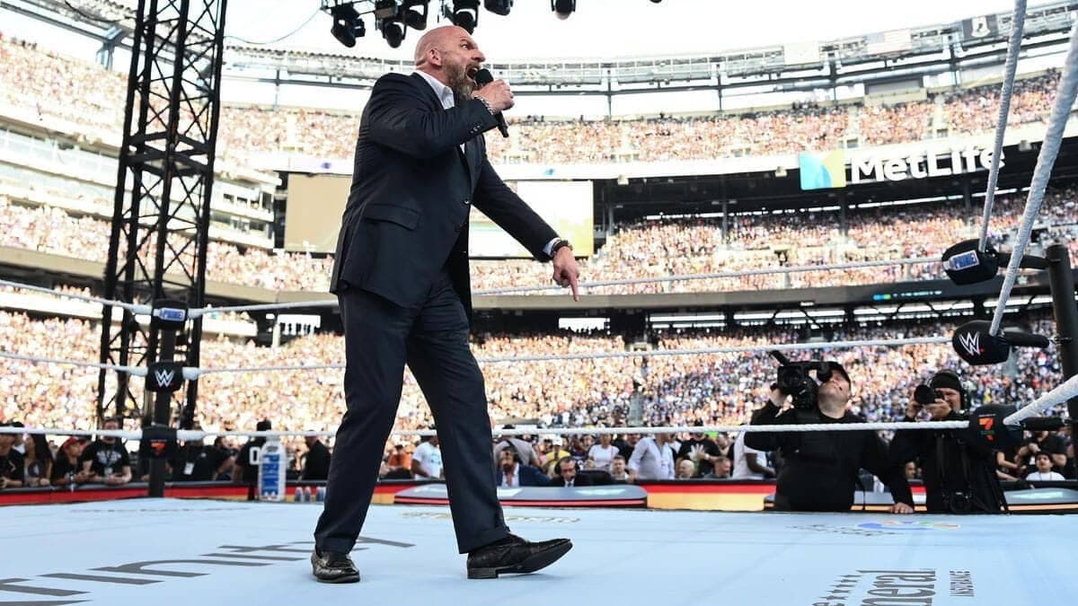Triple H ka WrestleMania mein chakkar, fans ki hai garmi!
