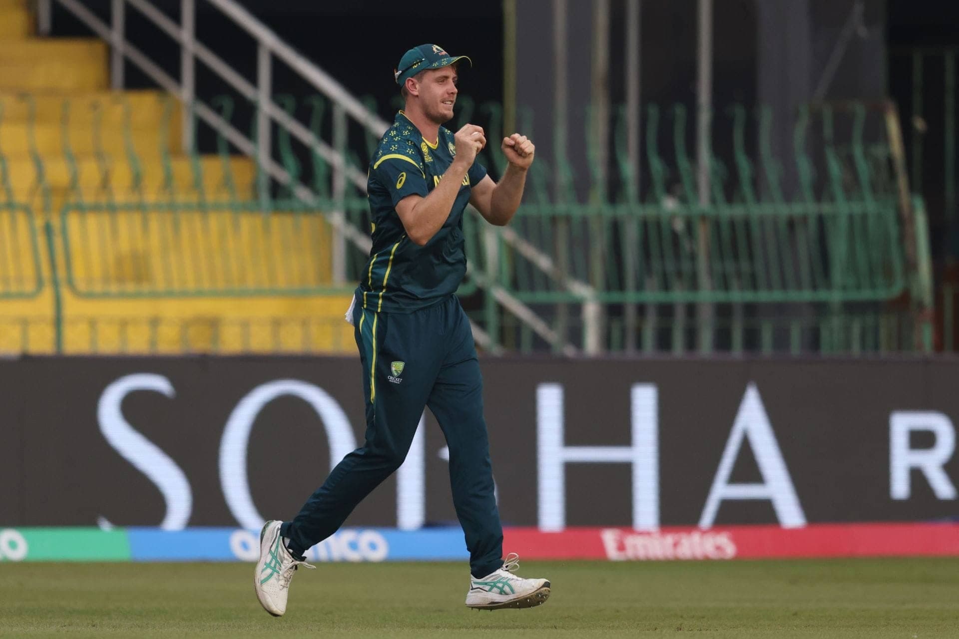 Cameron Green's Bouncer Dances Rishabh Pant Out for 10