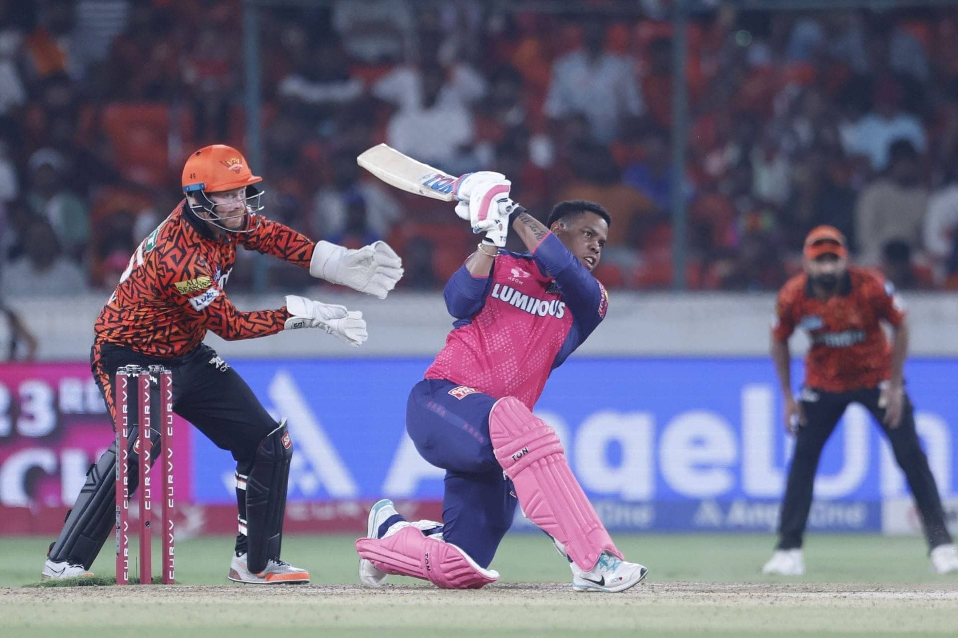 Epic Showdown: Sunrisers Hyderabad vs Rajasthan Royals!