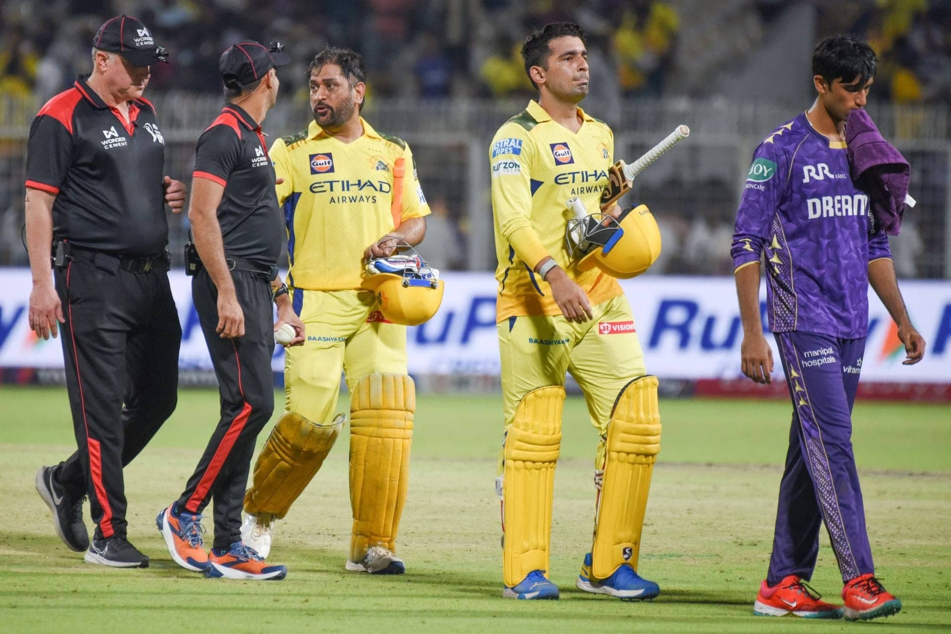 Cameron Green ki bowling ne KKR ko pareshan kiya hai!