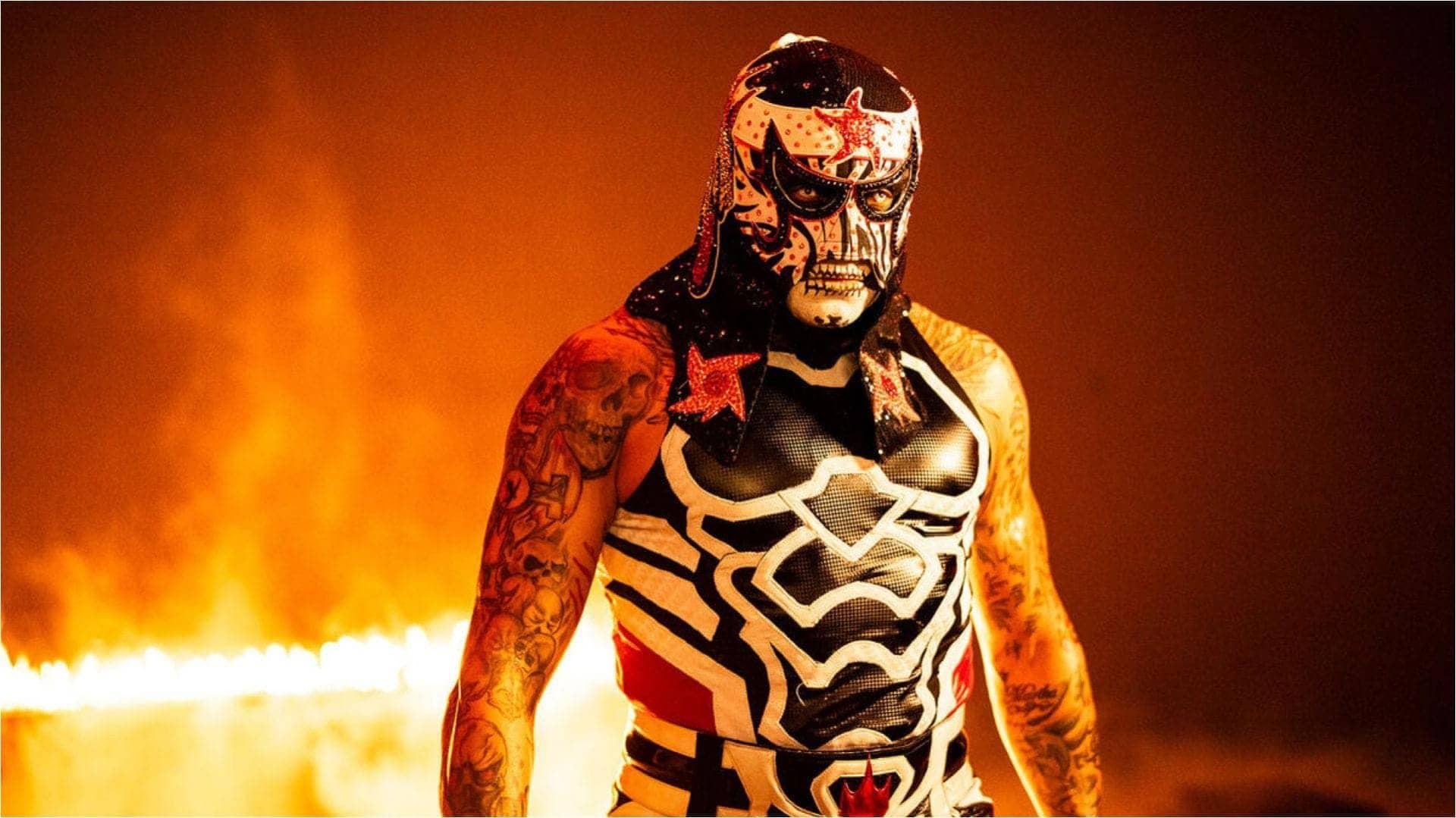 Penta's Epic Save: Je'Von Evans to the Rescue on RAW