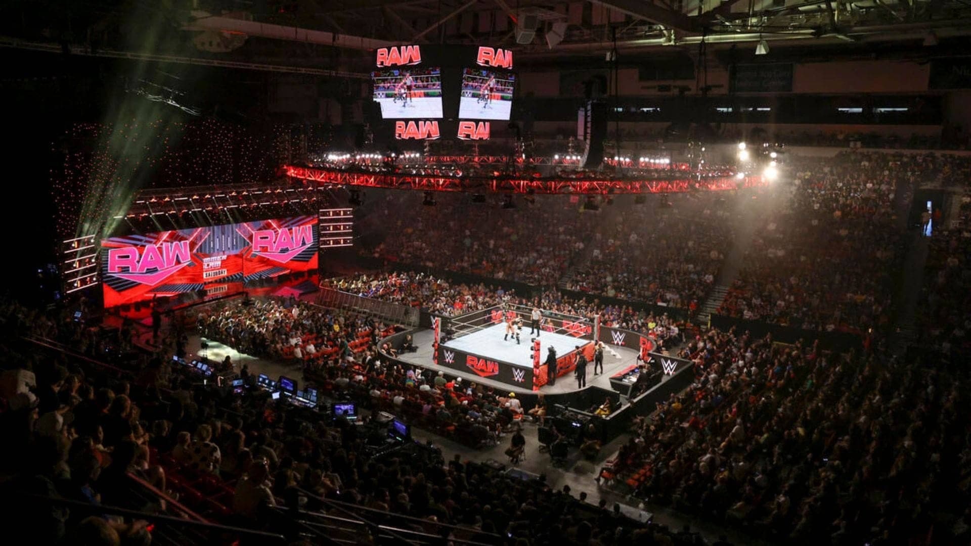 Popular WWE star shares heartbreaking message ahead of RAW