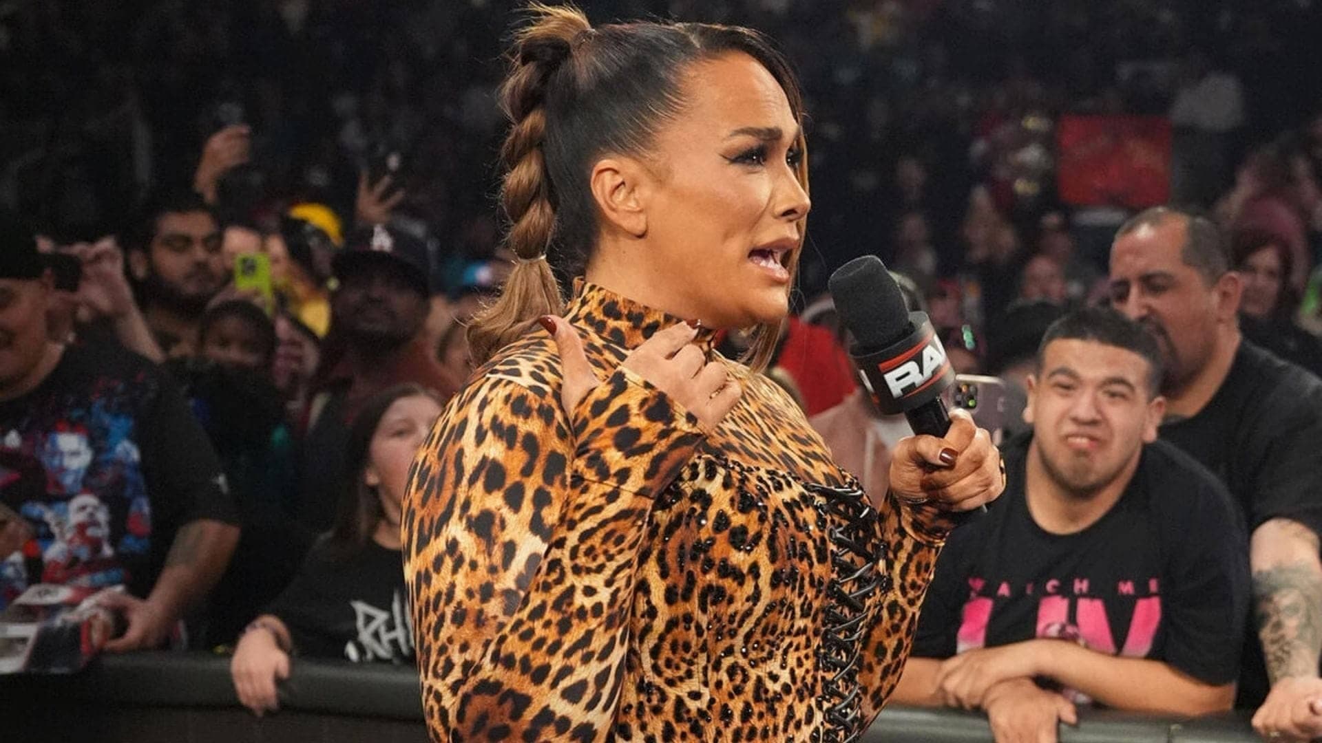 Nia Jax shows off stunning new look ahead of WWE RAW