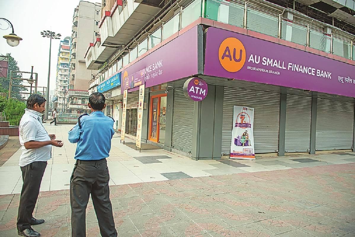 AU SFB hikes savings account interest rate to 6.75% on select balance slabs