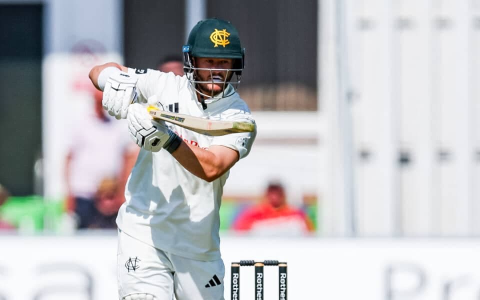 Ben Duckett returns to form in County Championship after snubbing IPL deal