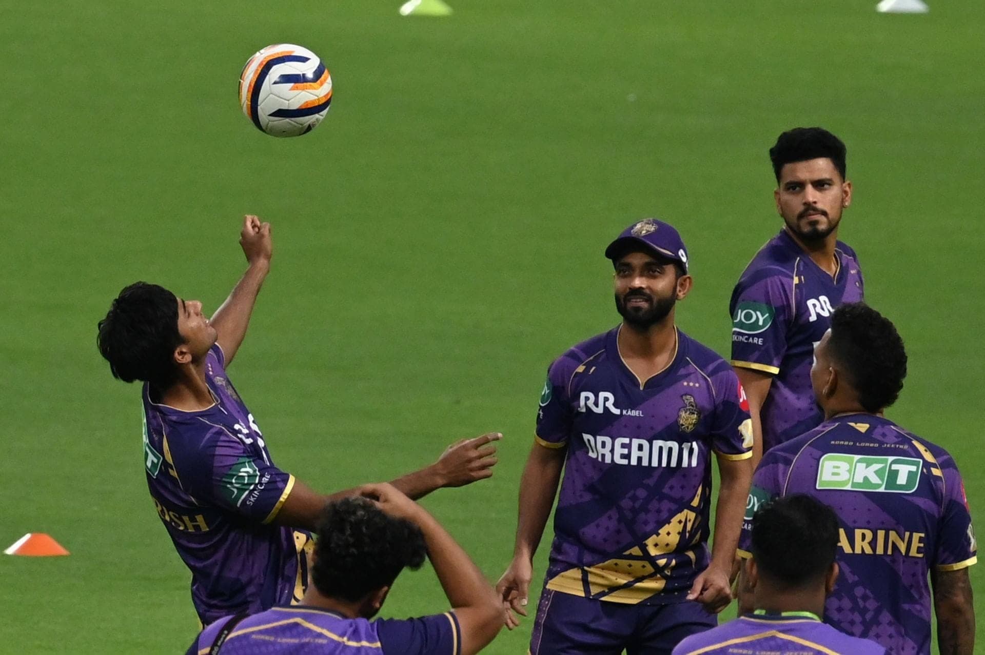 KKR's Playoff Hopes Dwindle After Tough Loss to RCB